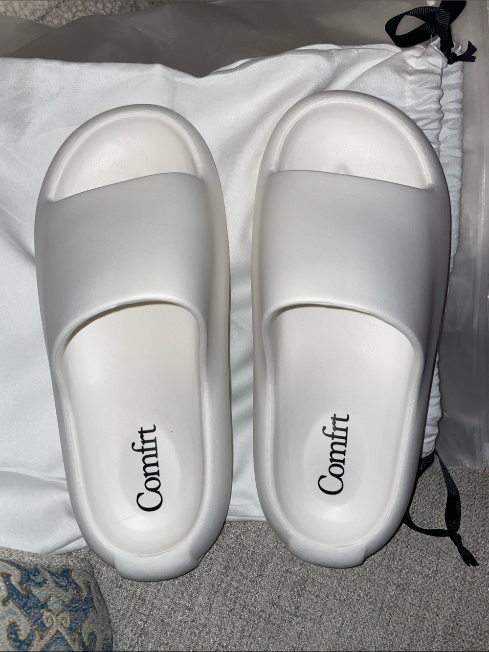 Comftr White Slide Sandals Unisex — Cushioned Foam Slide